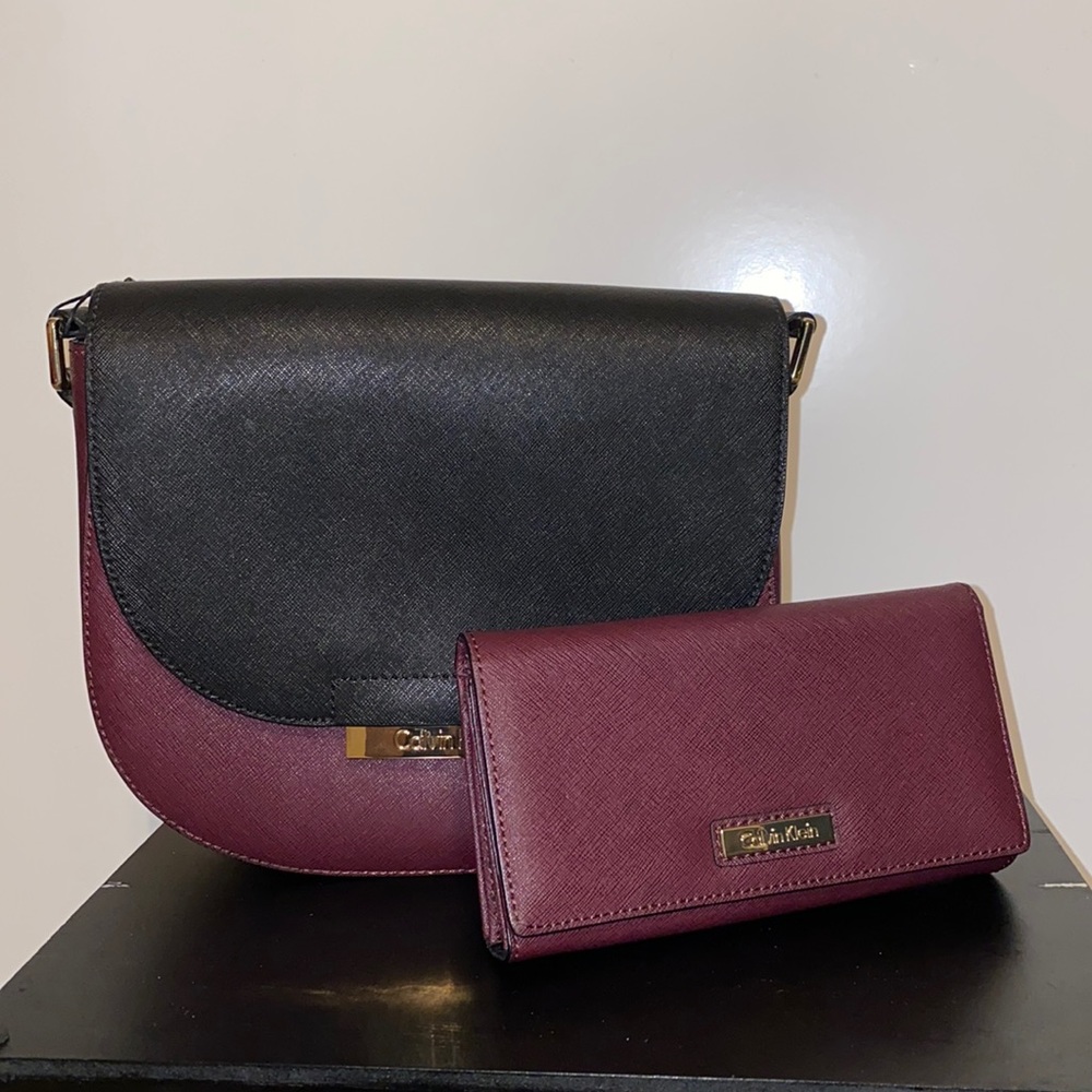 Calvin Klein crossbody with wallet NWT